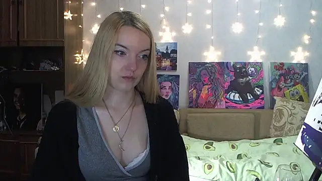 SecretSophia online show from 12.03.24