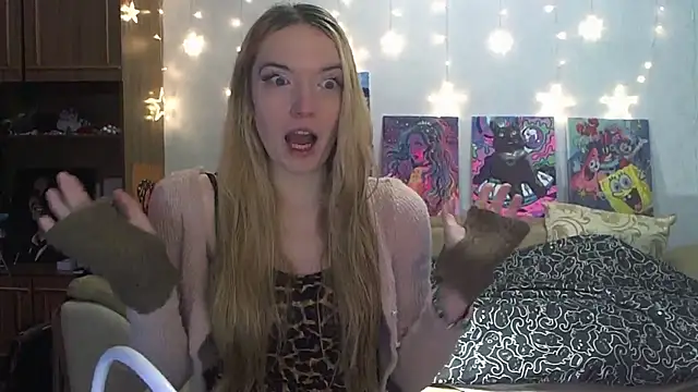 SecretSophia online show from 01.08.25