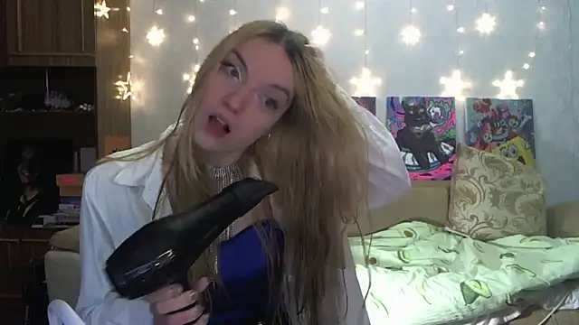 SecretSophia online show from 01.14.25