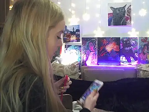 SecretSophia online show from 03.19.25