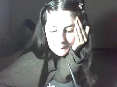 Snapshot of Insomniacl chatting on 01.18.25 Insomniacl online show from 01.18.25