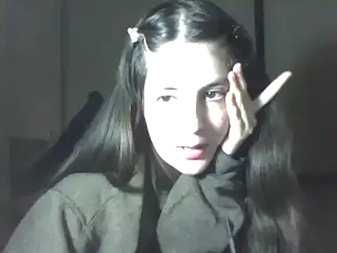 Snapshot of Insomniacl chatting on 03.11.25 Insomniacl online show from 03.11.25