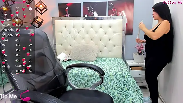 pearl weet online show from 05.31.26