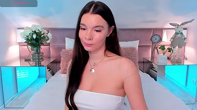 MiaMuse online show from 04.26.26