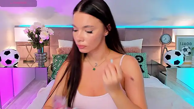 MiaMuse online show from 06.21.26