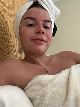 Natanniella online show from 06.28.26