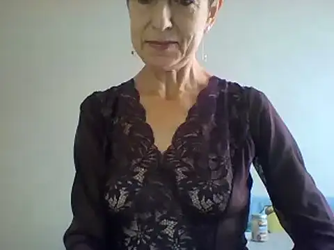 Snapshot of SwettyViktory chatting on 01.12.26 SwettyViktory online show from 01.12.26