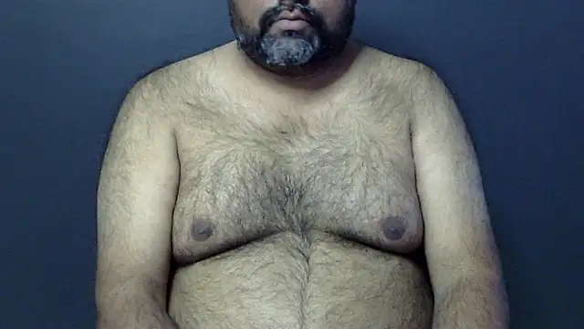 Snapshot of hairysubcub_70 chatting on 02.08.25 hairysubcub 70 online show from 02.08.25