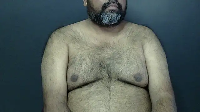 Snapshot of hairysubcub_70 chatting on 02.20.25 hairysubcub 70 online show from 02.20.25