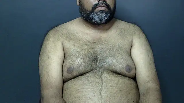 Snapshot of hairysubcub_70 chatting on 02.21.25 hairysubcub 70 online show from 02.21.25