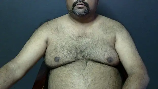 Snapshot of hairysubcub_70 chatting on 02.27.25 hairysubcub 70 online show from 02.27.25