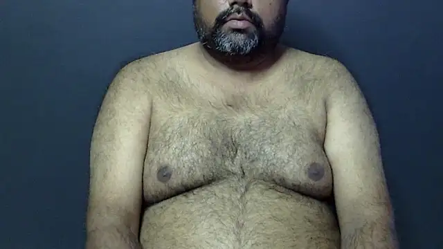 Snapshot of hairysubcub_70 chatting on 03.19.25 hairysubcub 70 online show from 03.19.25