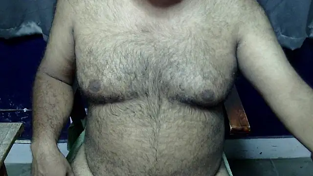 Snapshot of hairysubcub_70 chatting on 07.23.26 hairysubcub 70 online show from 07.23.26
