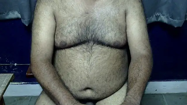 Snapshot of hairysubcub_70 chatting on 07.30.26 hairysubcub 70 online show from 07.30.26