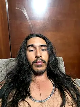 Snapshot of jrrichforever chatting on 11.15.25 jrrichforever online show from 11.15.25