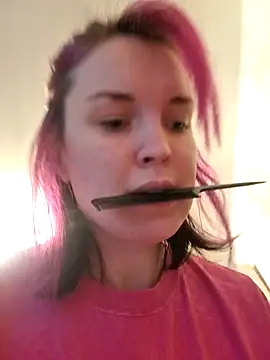 Snapshot of LazyTanukii chatting on 12.04.24 LazyTanukii online show from 12.04.24