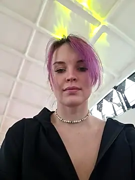 Snapshot of LazyTanukii chatting on 01.22.25 LazyTanukii online show from 01.22.25