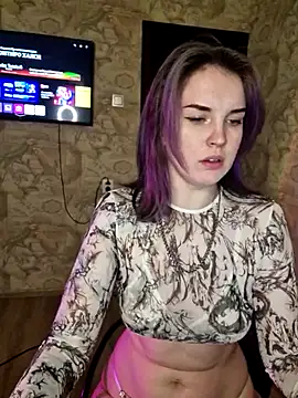 Snapshot of LazyTanukii chatting on 03.19.25 LazyTanukii online show from 03.19.25