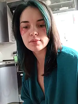 Snapshot of LazyTanukii chatting on 10.08.25 LazyTanukii online show from 10.08.25