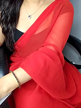 Snapshot of aliyaah_singh chatting on 10.27.25 aliyaah singh online show from 10.27.25