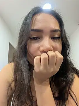 cutie and slutty online show from 06.05.26