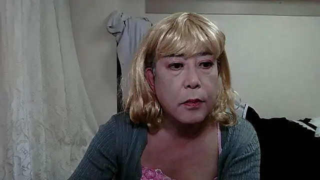 Snapshot of Saori_M chatting on 03.01.26 Saori M online show from 03.01.26