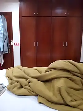 Queen sousou online show from 02.20.25