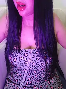Snapshot of Queen_sousou chatting on 06.20.26 Queen sousou online show from 06.20.26