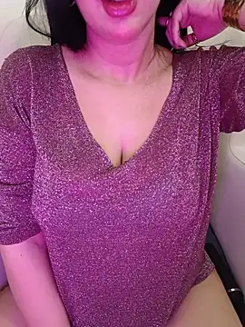Snapshot of Queen_sousou chatting on 06.21.26 Queen sousou online show from 06.21.26
