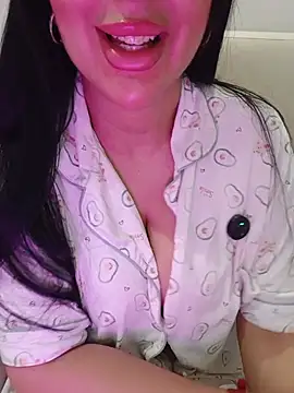 Snapshot of Queen_sousou chatting on 07.19.26 Queen sousou online show from 07.19.26