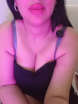 Snapshot of Queen_sousou chatting on 07.19.26 Queen sousou online show from 07.19.26