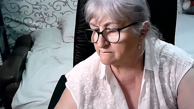 LolkaAlyss online show from 02.18.25