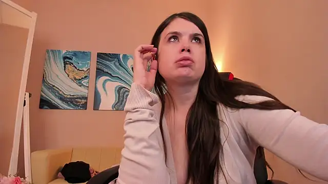 Snapshot of BattyMoll chatting on 12.04.24 BattyMoll online show from 12.04.24