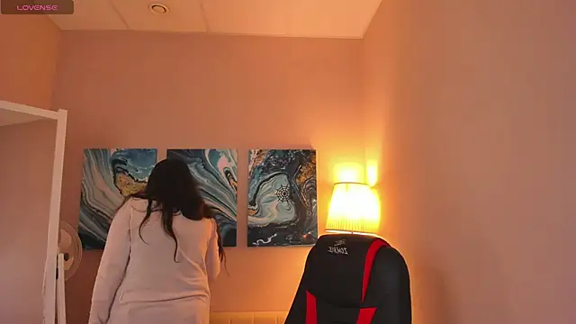 Snapshot of BattyMoll chatting on 01.08.25 BattyMoll online show from 01.08.25