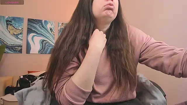 Snapshot of BattyMoll chatting on 02.26.25 BattyMoll online show from 02.26.25