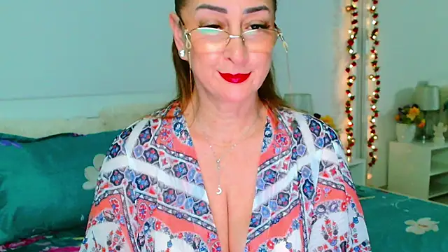 Tyana40 online show from 03.13.26