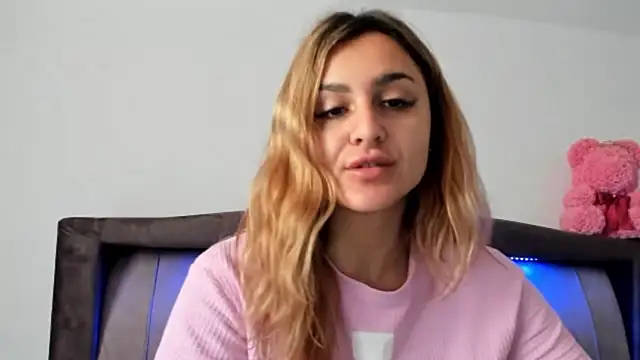 NicolePlay online show from 03.04.26