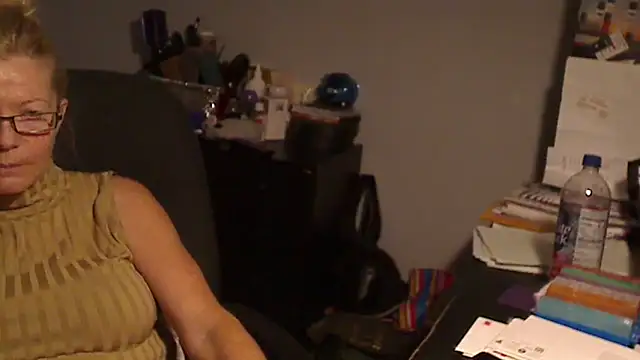 XTRAHORNYONE online show from 01.11.25