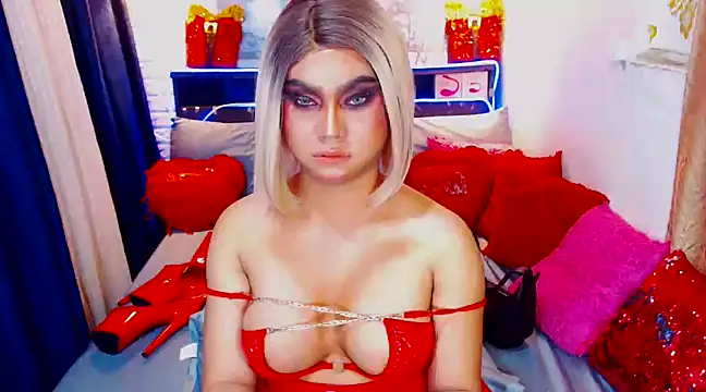 Snapshot of TsGoddessNhicolle chatting on 01.23.25 TsGoddessNhicolle online show from 01.23.25