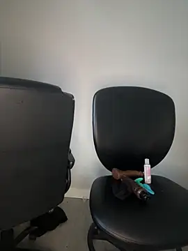 DancingLemonade online show from 05.07.26