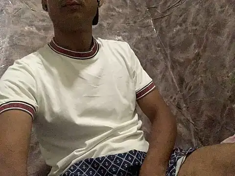 Snapshot of domigoodguy chatting on 02.23.25 domigoodguy online show from 02.23.25