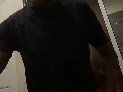 Snapshot of domigoodguy chatting on 02.26.25 domigoodguy online show from 02.26.25