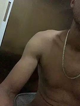 Snapshot of domigoodguy chatting on 03.01.25 domigoodguy online show from 03.01.25