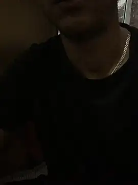 Snapshot of domigoodguy chatting on 03.01.25 domigoodguy online show from 03.01.25