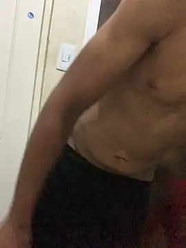 Snapshot of domigoodguy chatting on 03.02.25 domigoodguy online show from 03.02.25