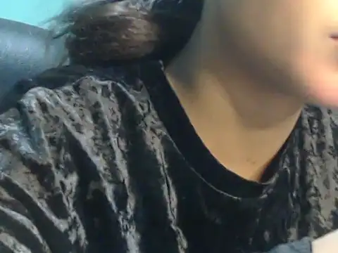 Snapshot of NancyRuvi chatting on 12.11.24 NancyRuvi online show from 12.11.24