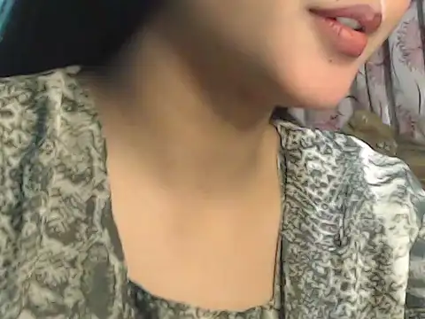 Snapshot of NancyRuvi chatting on 12.27.24 NancyRuvi online show from 12.27.24