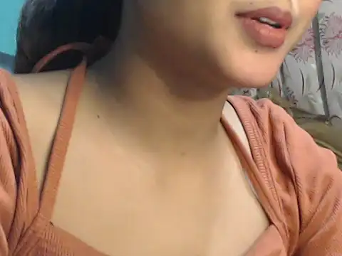 Snapshot of NancyRuvi chatting on 01.03.25 NancyRuvi online show from 01.03.25