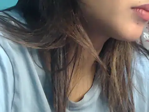 Snapshot of NancyRuvi chatting on 01.20.25 NancyRuvi online show from 01.20.25