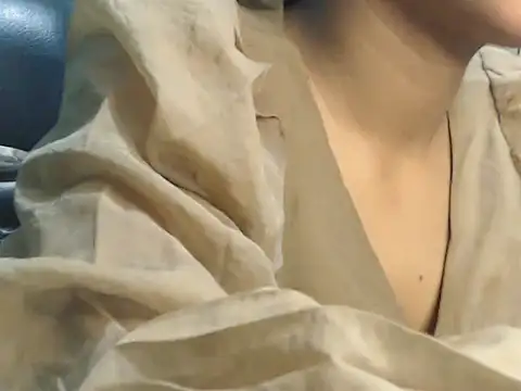 Snapshot of NancyRuvi chatting on 01.22.25 NancyRuvi online show from 01.22.25